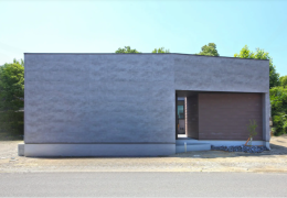 専門家が考えた間接照明を楽しむ中庭のある平家